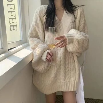 Women’s Loose V-Neck Twisted Knit Sweater